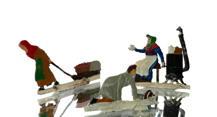 Antique German Figurines, Heinrichsen Collectibles at Duckwells