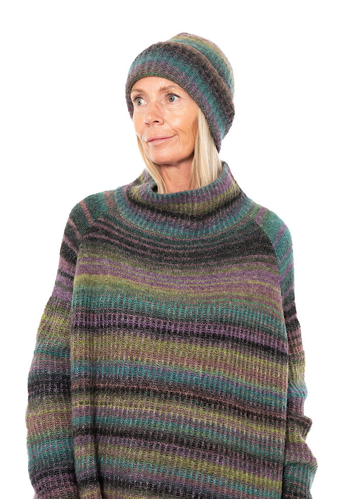 MULTICOLOUR STRIPE KNITTED BEANIE