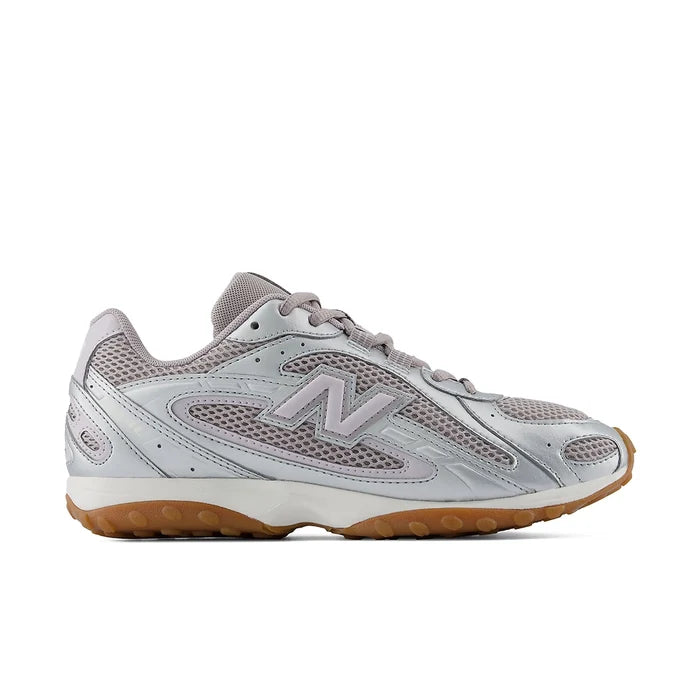 204L v1 'Truffle Salt Horizon Grey'