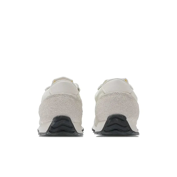 471 v1 'Linen Angora Black'