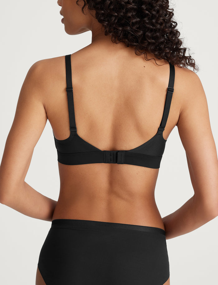 Air Triangle Bralette::Black