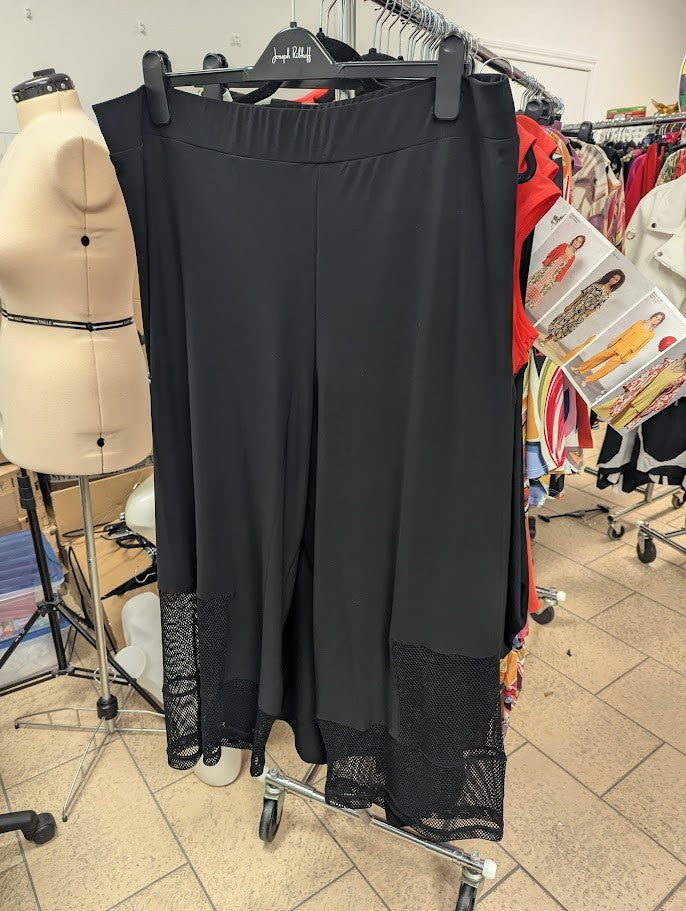 Black Fishnet Wide-Leg Flowy Pants – Kozan *