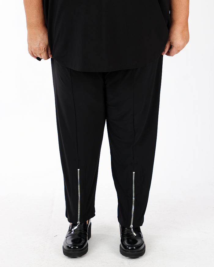 Black Pants - Artex