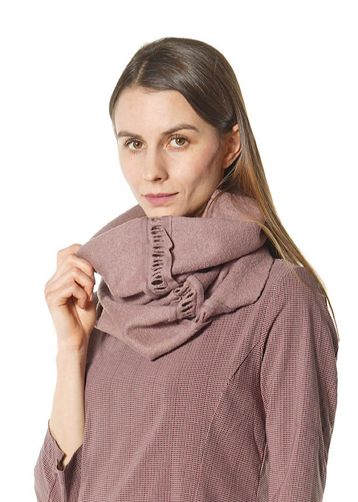 BOILED WOOL LADDER STITCH COLLAR