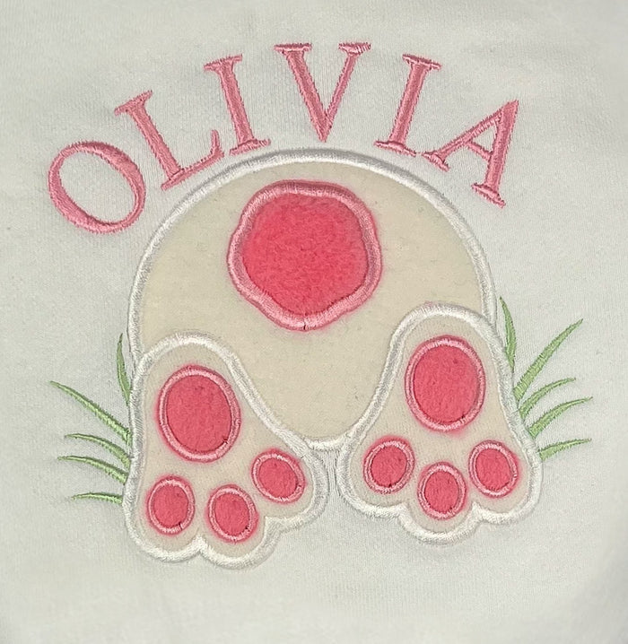 Close up of the bunny embroidered with fluffy texture