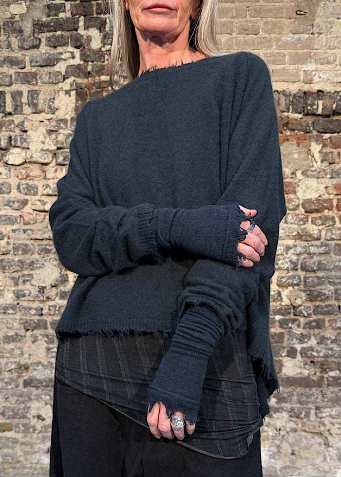 CL CASHMERE FINGERLESS CUFF
