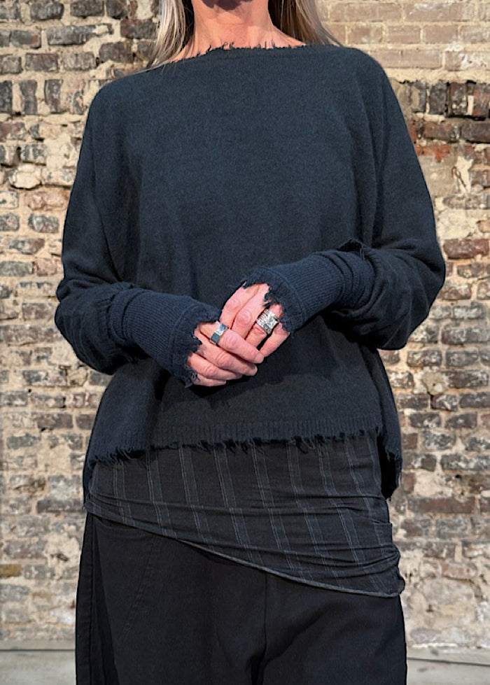 CL CASHMERE FINGERLESS CUFF