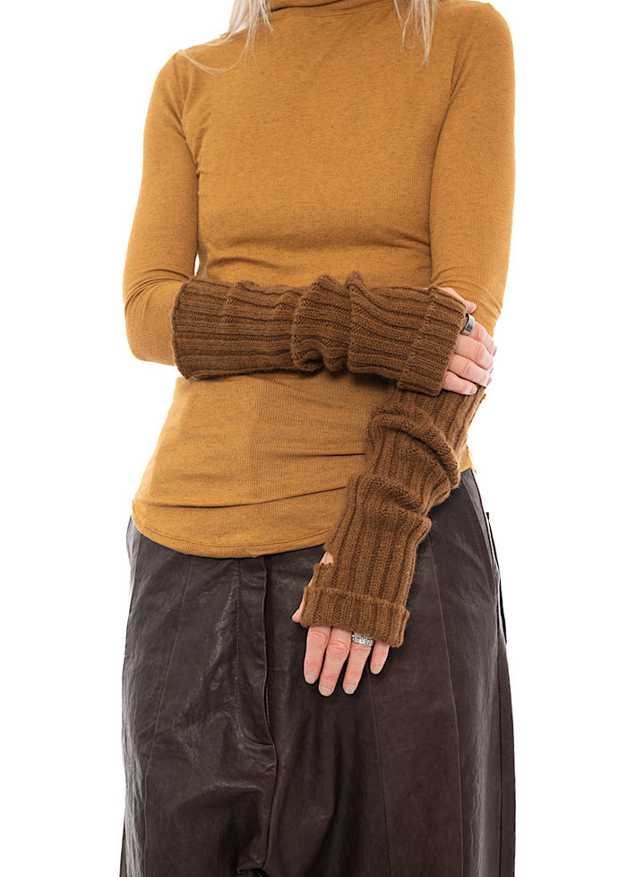 CL FINGERLESS CUFF