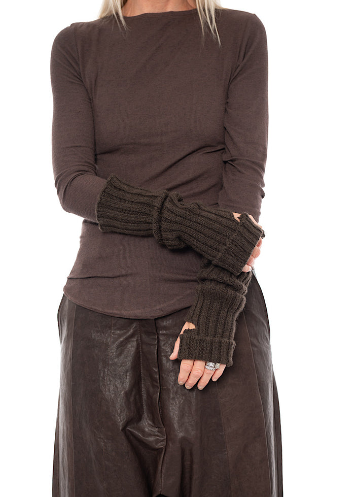 CL FINGERLESS CUFF