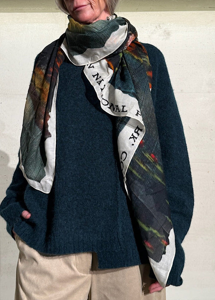 CL MOUNTAIN PRINT MODAL-WOOL SCARF