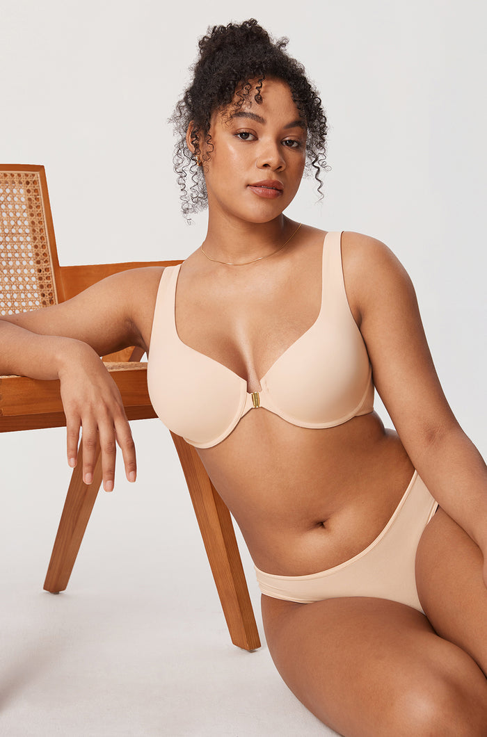 Women's Silky Smooth Front Closure Bra Beige