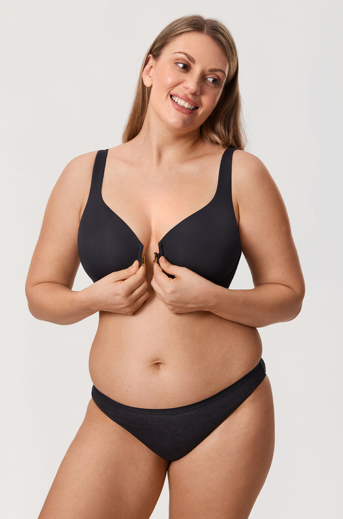 Women's Silky Smooth Front Closure Bra Black