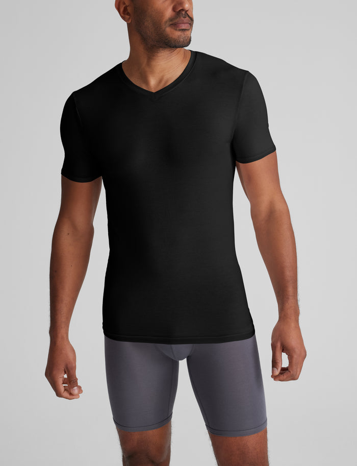 Cool Cotton High V-Neck Stay-Tucked Undershirt::Black