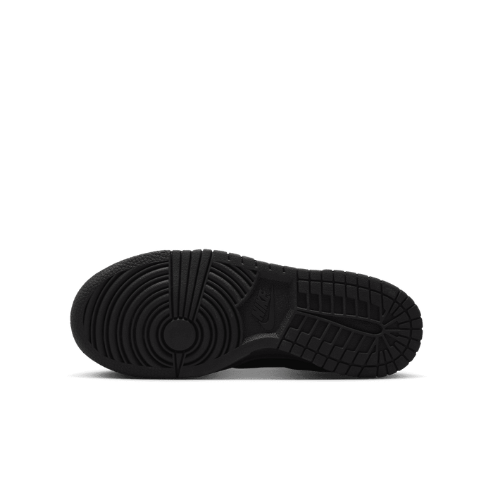 Dunk Low GS 'Triple Black'