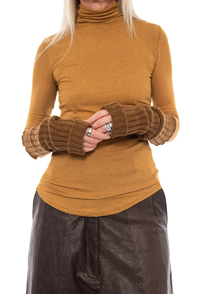 FINGERLESS CUFF