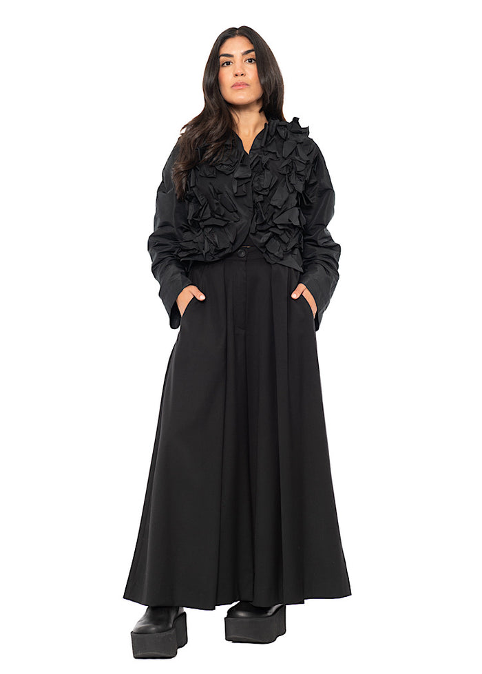 FLOWER APPLIQUÉ SHORT JACKET