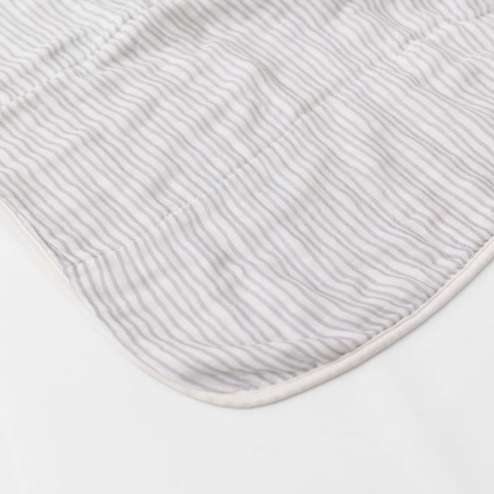 Gray Wave Quilt