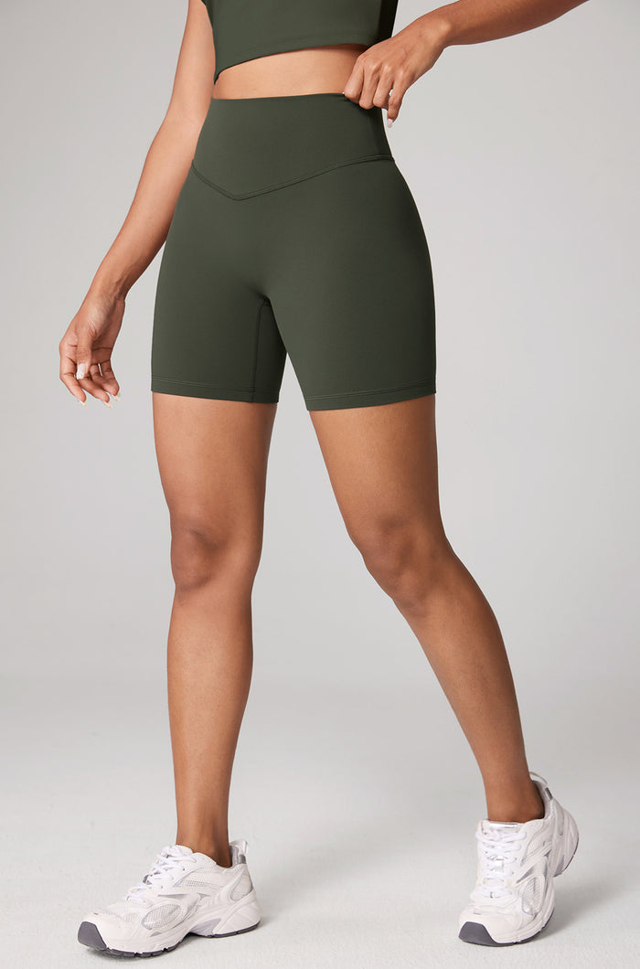 Women's Hugcurve No Front Seam Biker Shorts 6" Aspen Olive