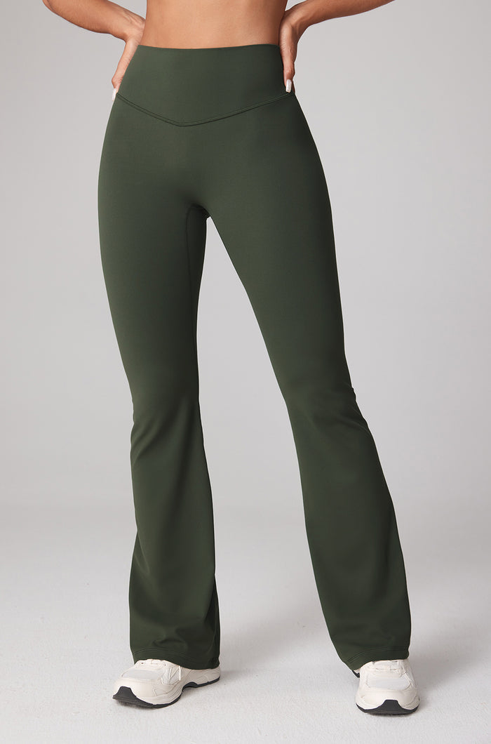 Women's Hugcurve No Front Seam Flare Leggings 31'' Aspen Olive