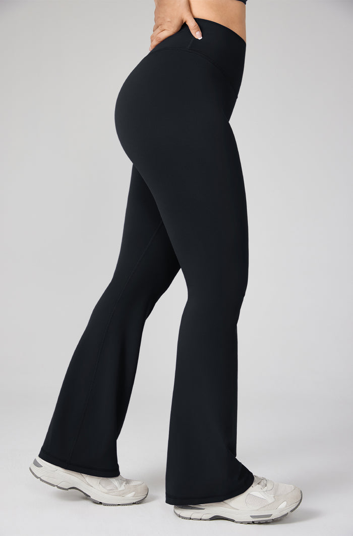 Women's Hugcurve No Front Seam Flare Leggings 31'' Aspen Olive