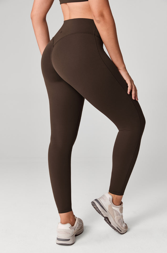 Women's Hugcurve Hidden Scrunch Butt Leggings 25" - No Front Seam Clay Brown