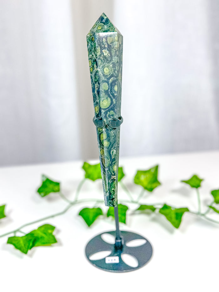 Kambaba Jasper Wand on Stand (58A)