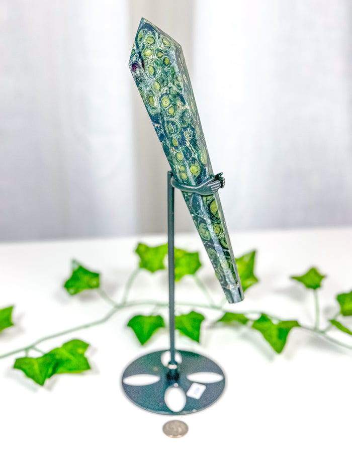 Kambaba Jasper Wand on Stand (58A)