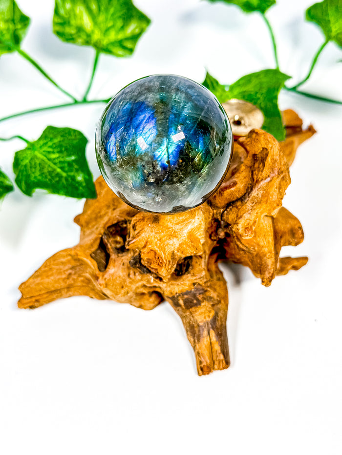 Labradorite Sphere (25A)