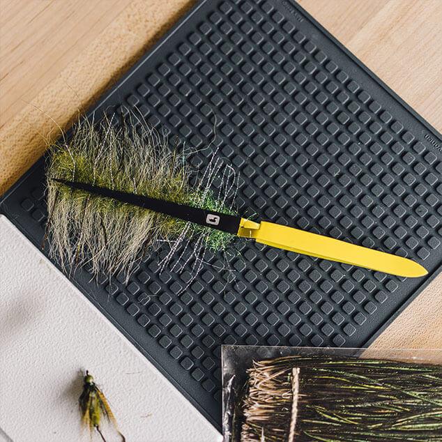 Loon Outdoors D-Loop Tweezer