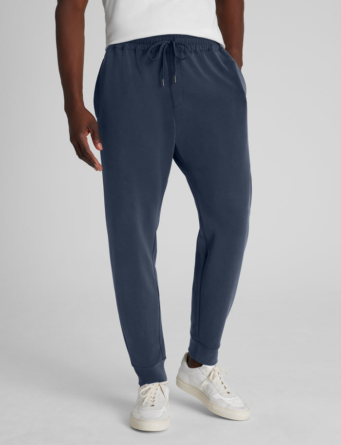 Luxe Traveler Knit Jogger::Dress Blues