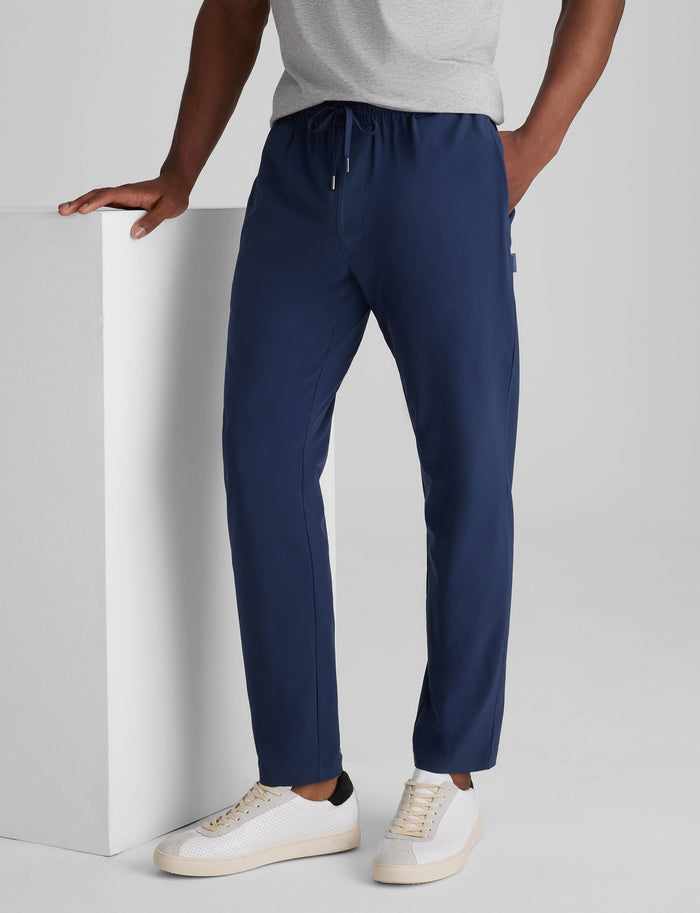 Luxe Traveler Woven Pant::Dress Blues