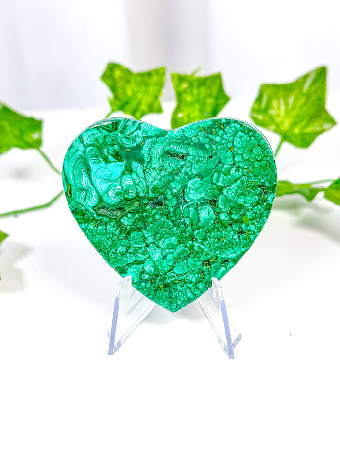 Malachite Heart on Stand (67M)