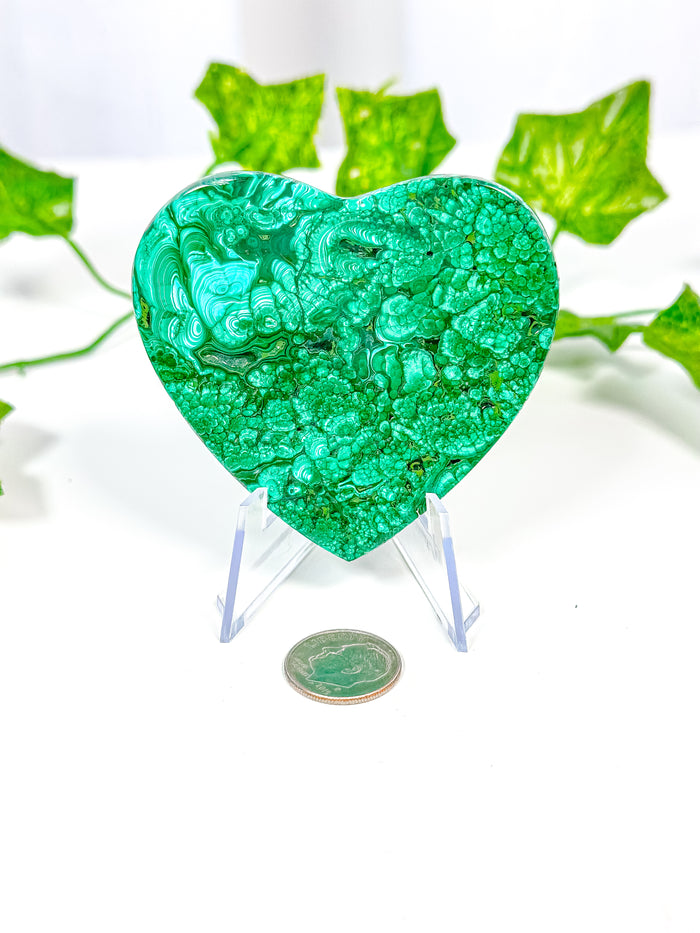 Malachite Heart on Stand (67M)