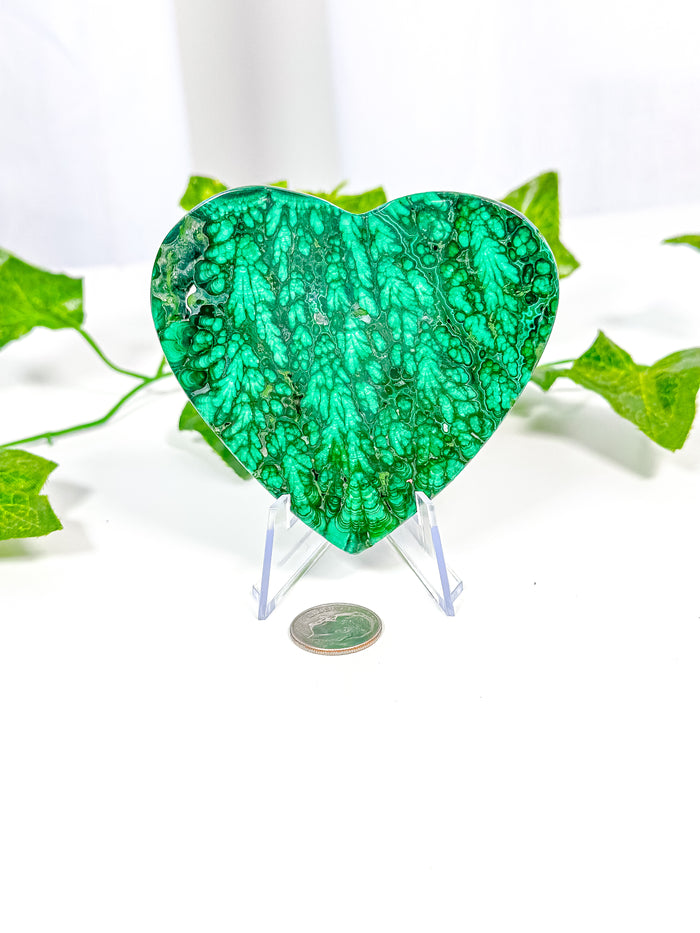 Malachite Heart on Stand (77M)