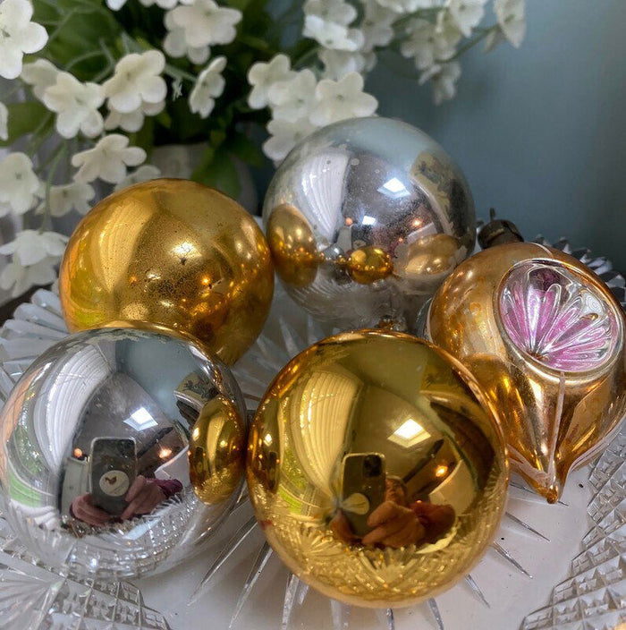 Midcentury Glass Christmas Ornaments at Duckwells