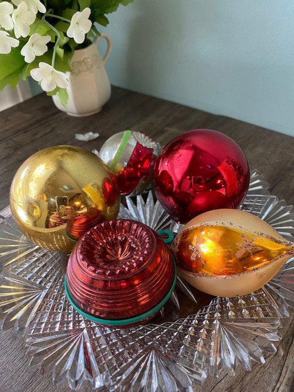 Midcentury Glass Christmas Ornaments at Duckwells