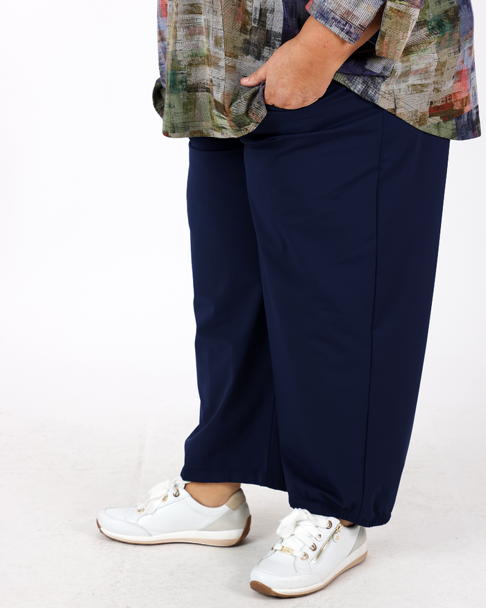 Navy Pants Lama - G!OZE
