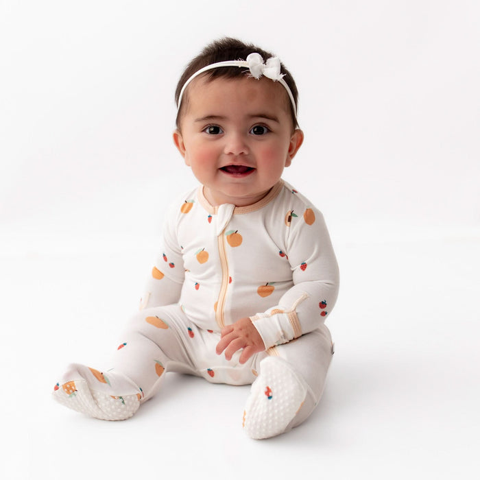 Peach bamboo zippered footie, fabric detail