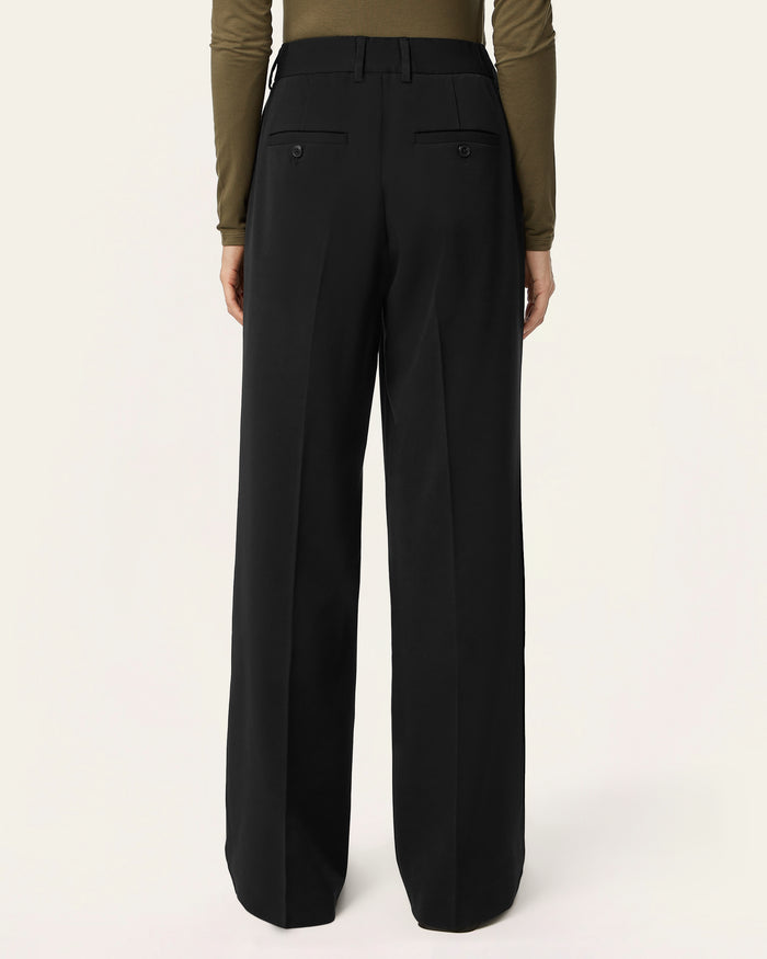 Pleated Signature Wide Pants - Black