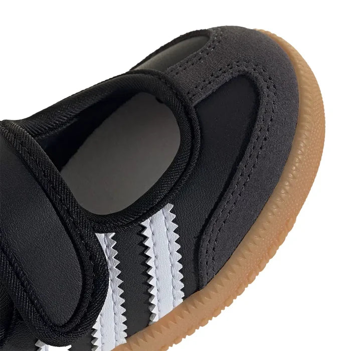 Samba Jane TD 'Core Black Cloud White'