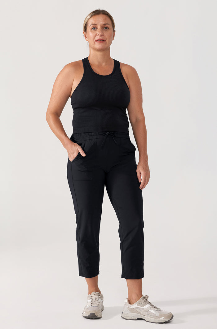 Women's Seamless Ribbed Cropped Tank Top Black