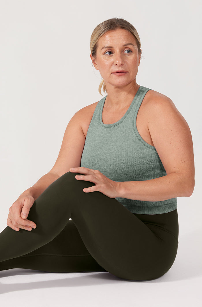 Women's Seamless Ribbed Cropped Tank Top Darkish Green