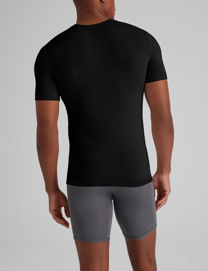 Second Skin Crew Neck Stay-Tucked Undershirt::Black