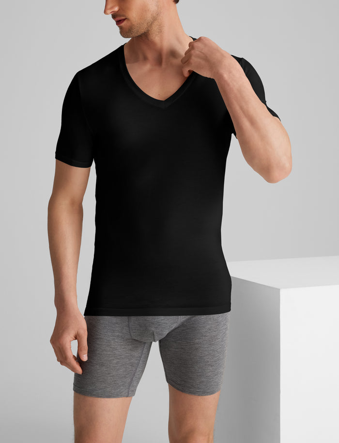 Second Skin Deep V-Neck Stay-Tucked Undershirt (3-Pack)::Black