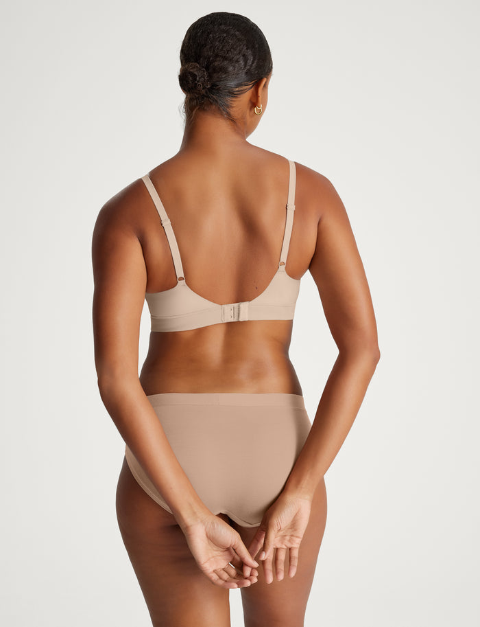 Second Skin Scoop Bralette::Shifting Sand