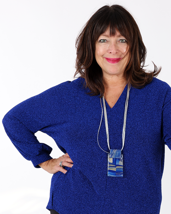 Shimmering royal blue top V neck - Mat