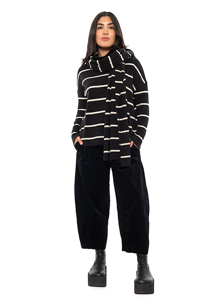 SIGNATURE STRIPED SEGOVIA SCARF