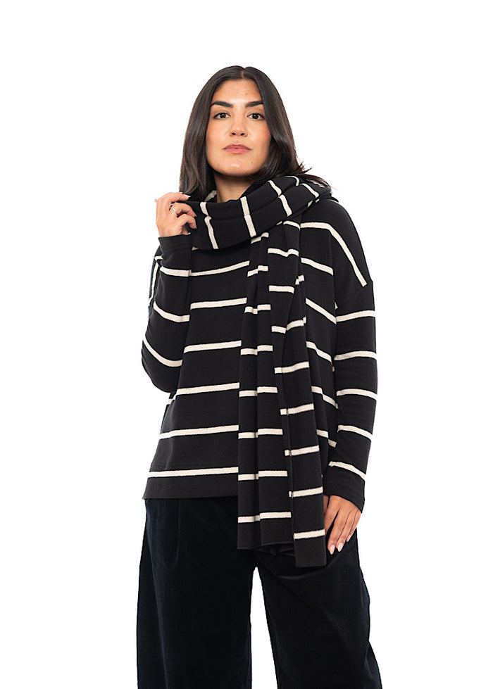 SIGNATURE STRIPED SEGOVIA SCARF