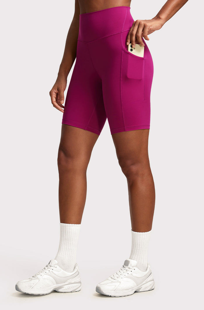 Stretchy Pockets Shorts 8"