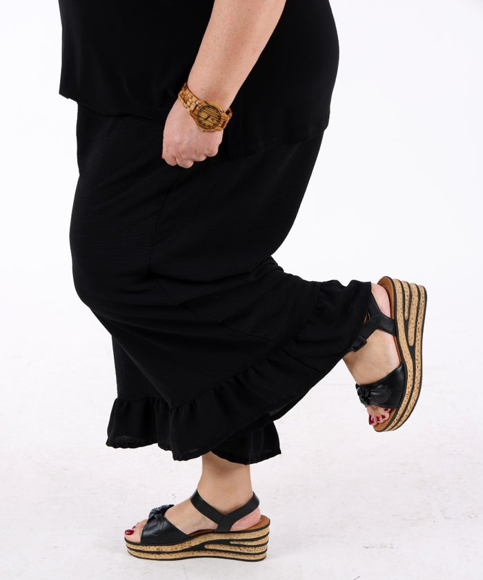 Titou Ruffle Hem Pants Black – G!Ozé